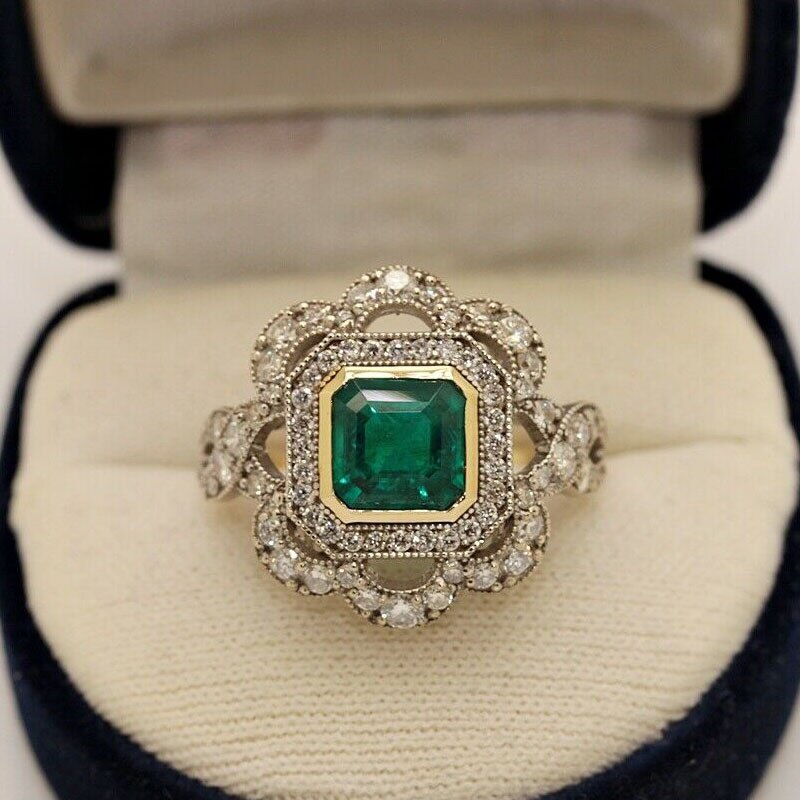 ANTIQUE ORIGINAL ART DECO 10K GOLD DIAMOND AND EMERALD DECORATED PRETTY RING