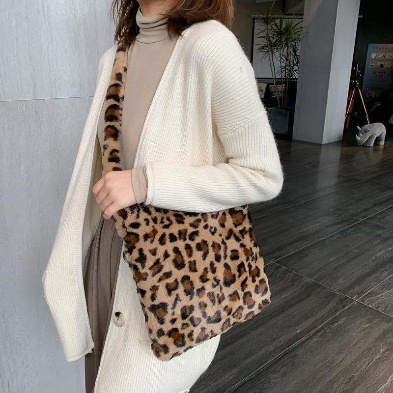 Fashion Leopard Print Crossbody Bag Women Plush Soft Casual Shoulder Messenger Bag 2020 Fluffy Female Handbag Dropship