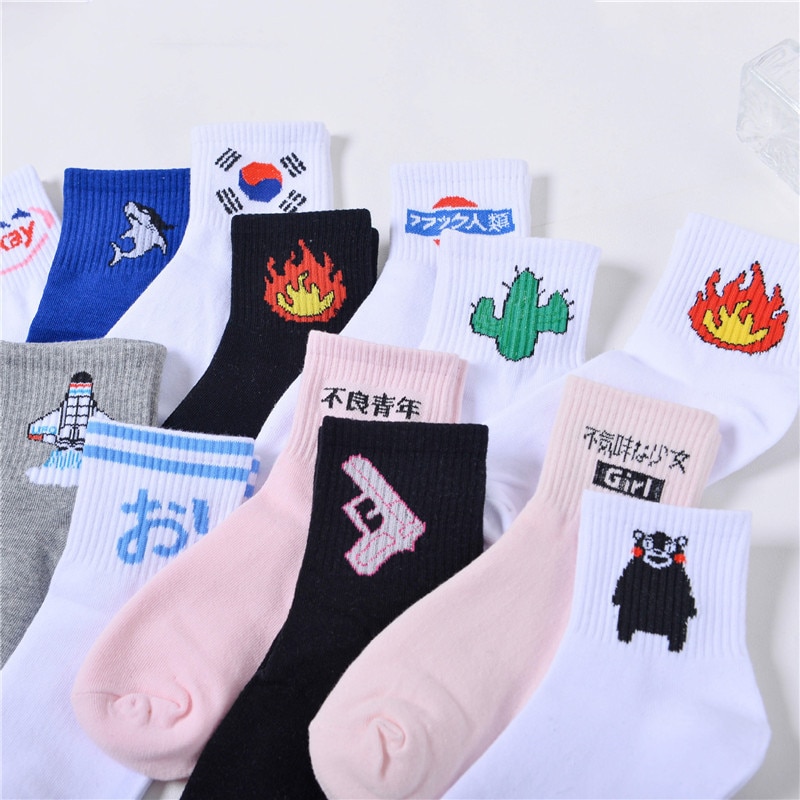 1 Pair Summer Ladies Short Socks Korea Japanese Cotton Flame Harajuku Socks Girl Cartoon Cactus Gun Funny Female Cute Socks