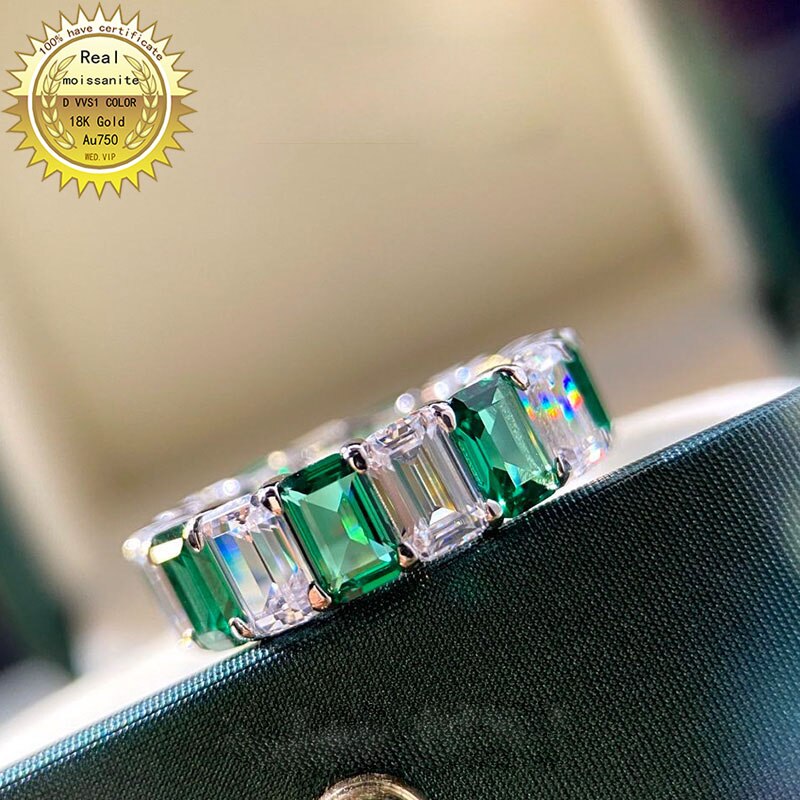 Solid 18K Gold 4ct white Moissanite Diamond and Lab Created 4ct Emerald Ring D color VVS With national certificate