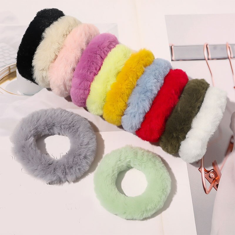 New Fluffy Faux Fur Scrunchie Elastic Hair Ring Rope Round plush Hair ties Rope for Women Girls Fluffy Scrunchy Hair Accessories