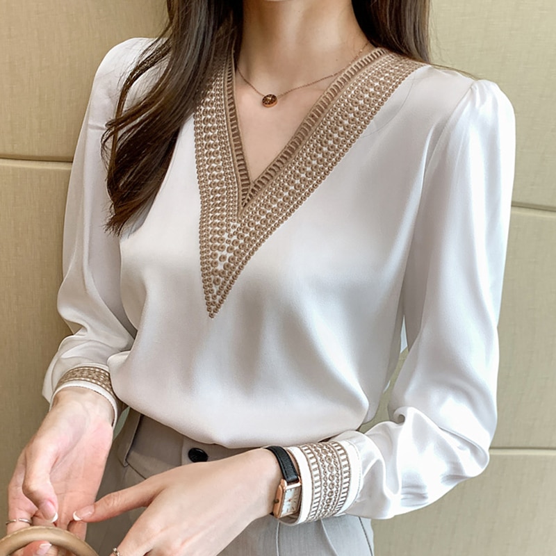 Long Sleeve White Blouse Tops Blouse Women Blusas Mujer De Moda 2021 Embroidery V-Neck Chiffon Blouse Shirt Women Blouses E226