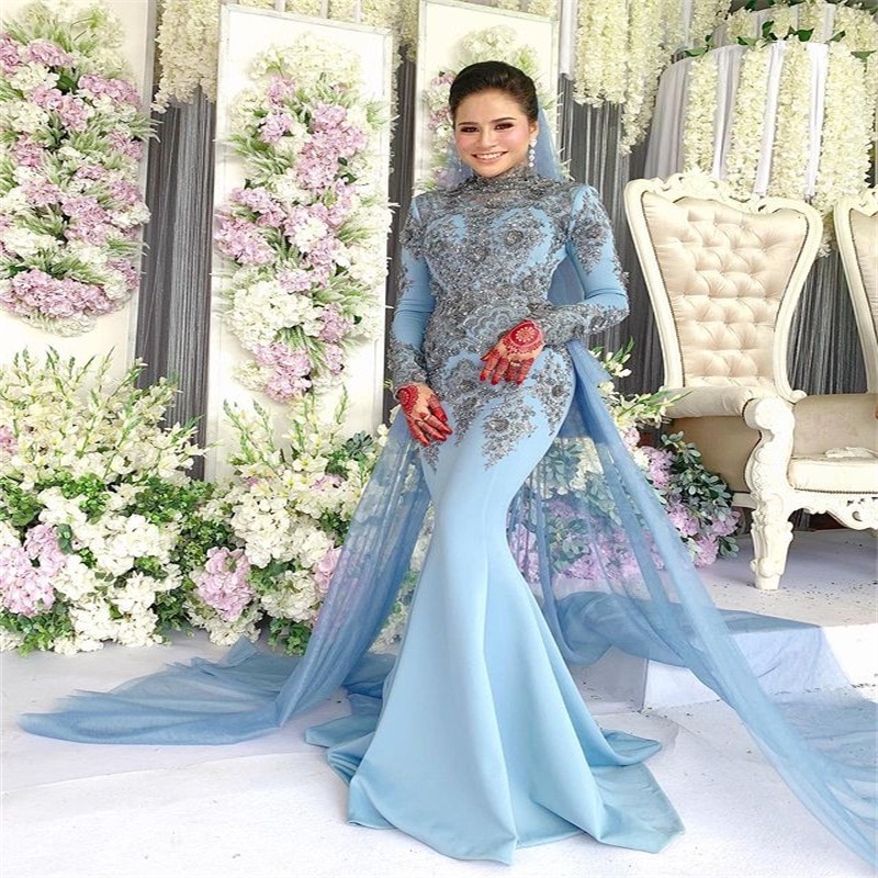 Luxury Blue Wedding Dresses Saudi Arabia Crystal Beads High Neck Long Sleeves Mermaid Bridal Gowns Ruched Satin Robe De Mariée