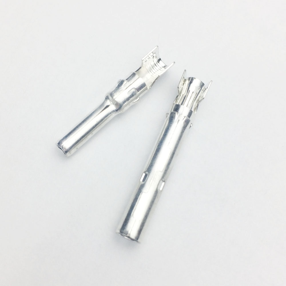 Pair of 30A 1000V PV Male and Female Connector Inside Metal Core Used for Solar Cable Connection Pin Accessories Universal Type