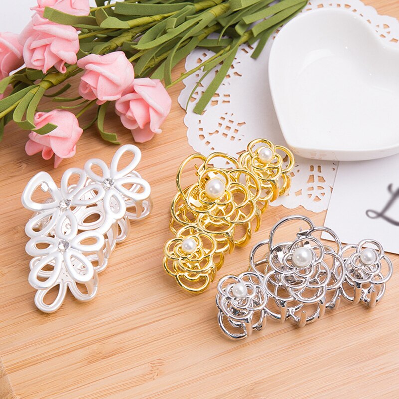 Elegant Women Pearl Alloy Hair Claws Hollow Out Flower Metal Hair Clip DIY Styling Tools Geometric Barrette Hair Accessories Hot