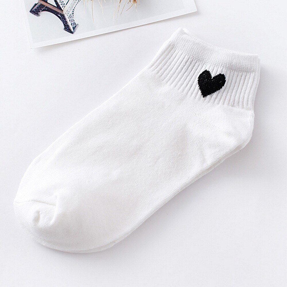 Women Love color breathable socks Comfortable Heart-Shaped Fashion Skateboard Sock funny cute femme Ankle Socks Harajuku #0316