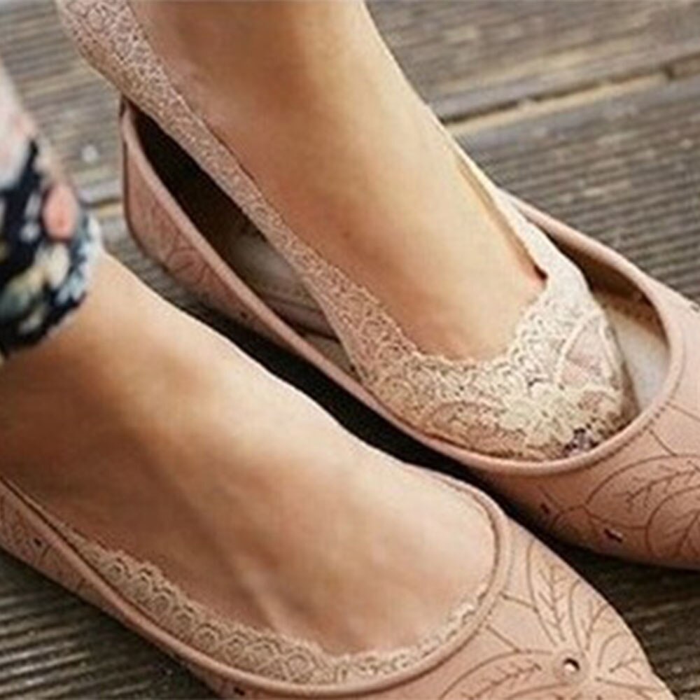 New Fashion Women 's Spring And Summer Invisible Non-Slip Lace Socks