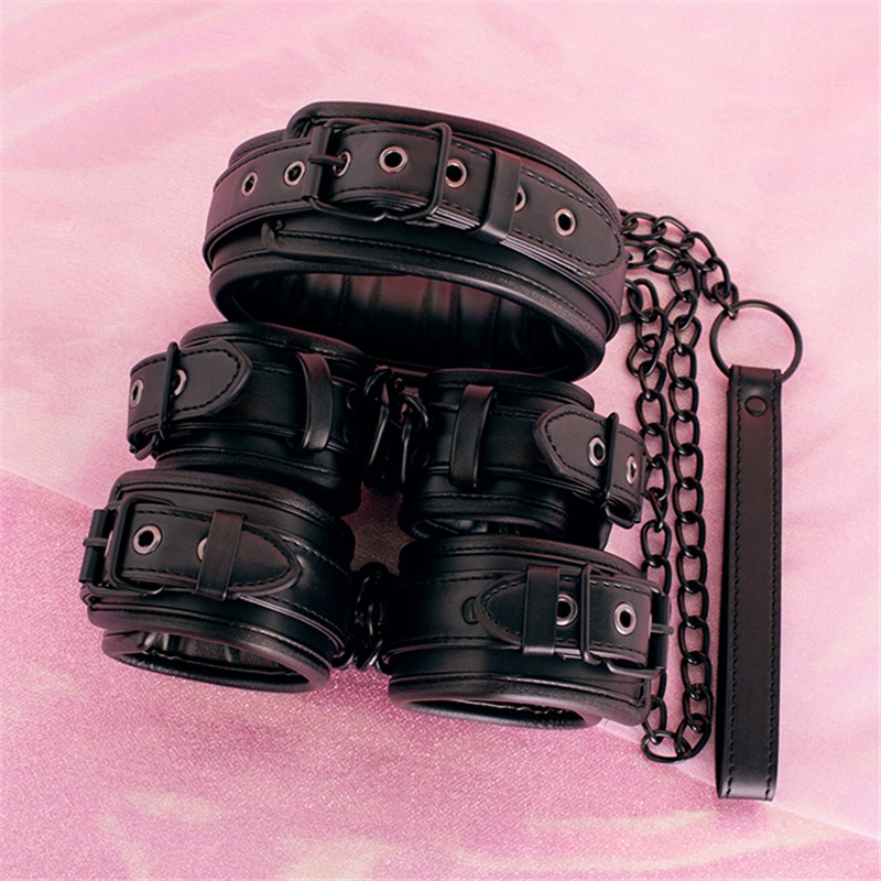 Sex SM Game PU Leather Retro Adjustable Handcuffs Restraints Ankle Cuff Restraints BDSM Bondage Slave Adult Sex Toys for couple