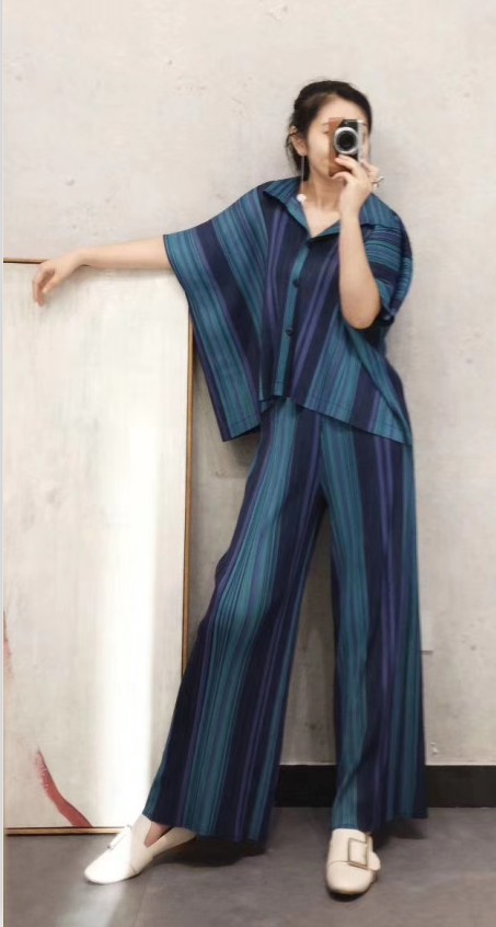 Geometric fold the suit fold half sleeve lapel turn-down collar batwicoat + wide-legged pants striped two SUIT IN STOCK