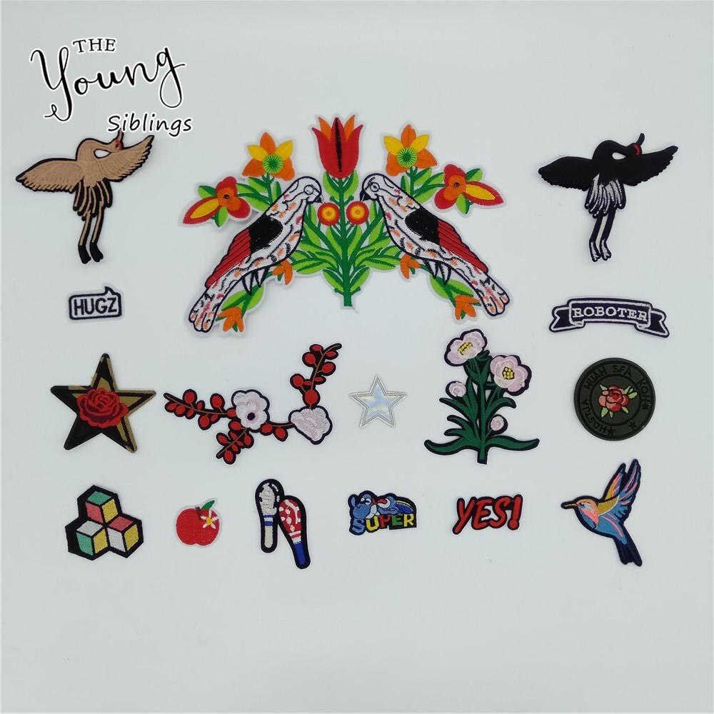 High quality Cartoon Hot melt adhesive Applique Embroidery Iron on patch DIY Kids Badges Clothing Decorate Accessory C5835-C5852