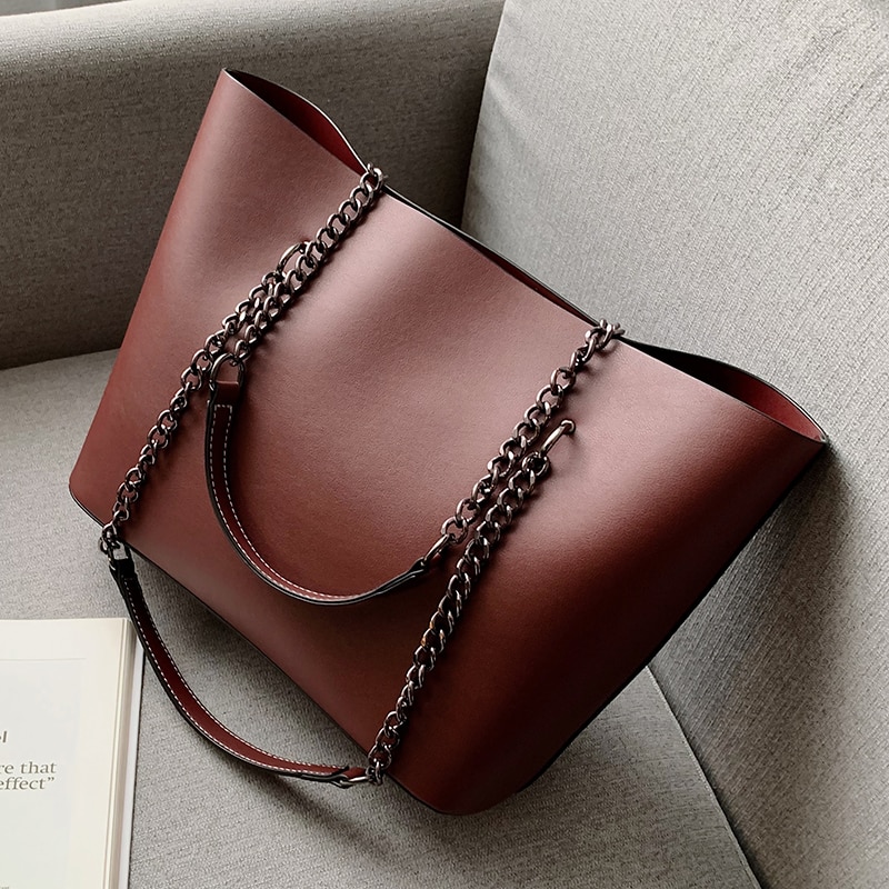 Designer PU Leather Shoulder Bags For Women 2021 Chain High Capacity Handbags Travel Luxury Hand Bag Female Large Shoulder Bag