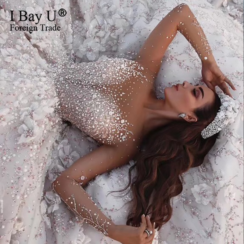 Stunning Crysal Luxury Ivory Long Sleeves Wedding Dresses 2020 Full Beading 3D Flowers Sequined Bridal Gown