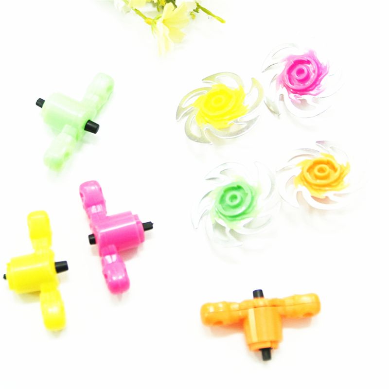 Mini Alloy Battle Spinning Tops With Launchers Blades Toy Gadget Kids Toy Gift 24BE