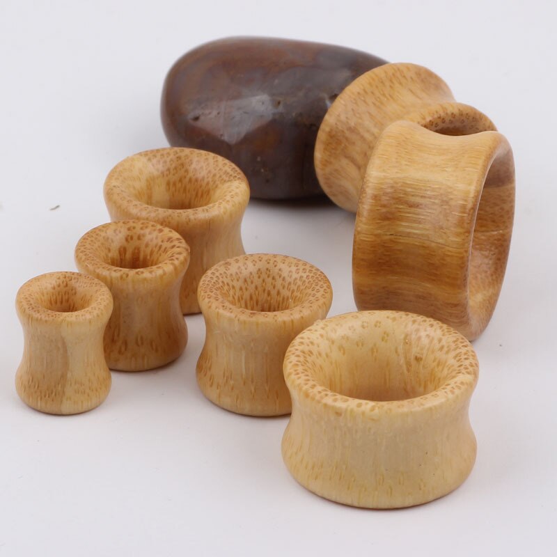 1PC Wooden Ear Plugs Punk Hollow Earrings Flesh Piercing Expander Jewelry Piercing Jewelry Ear Tunnels Plugs 8-20cm Cool Punk