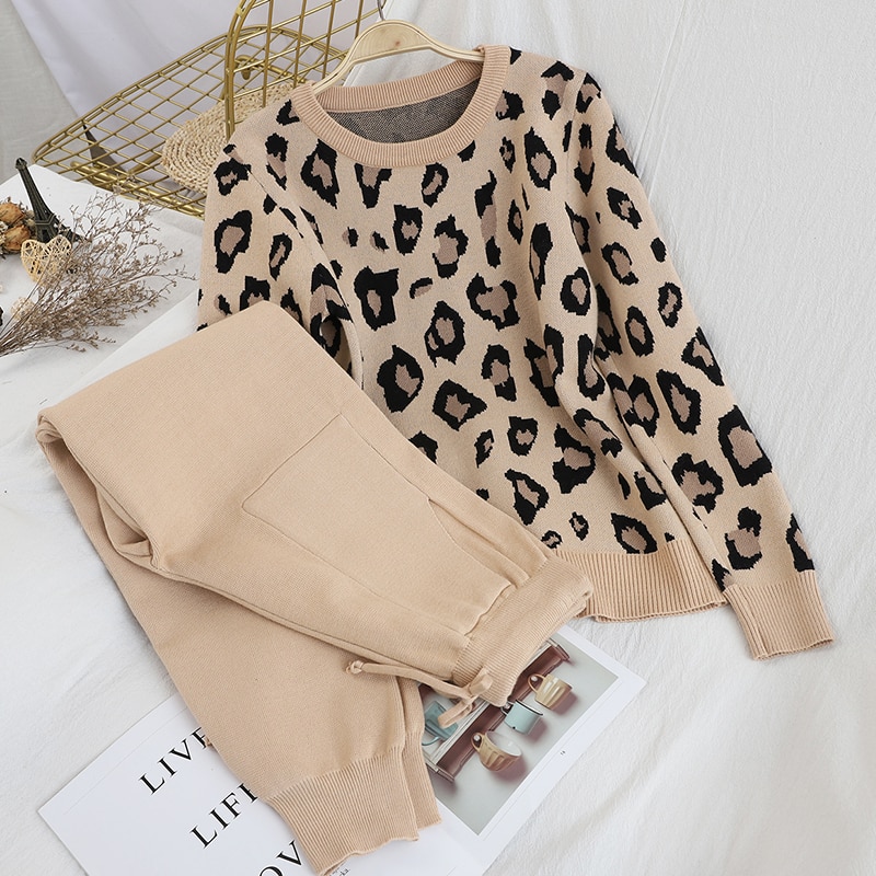 Fashion Retro Women Knitted Suits Leopard Long Sleeve O-neck Sweater + Lace Up Waist Pocket Harem Pants Korean Sets