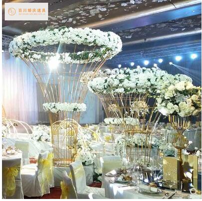 New wedding props flowers, wealth, iron art, decorative screen wedding decoration stage layout road lead background arch