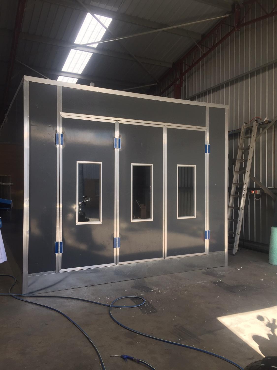 New Design Car Spray Booth Diesel Heating Type Camera Booth Paint Oven