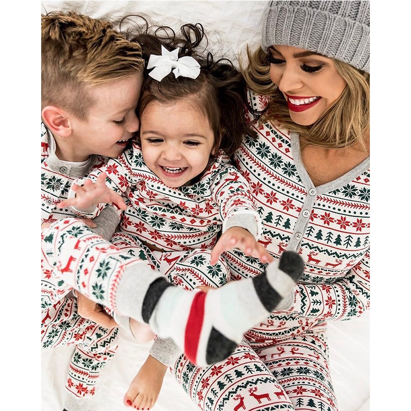 Family Christmas Pajamas Casual Nightwear Family Set with Elk Tree Printing Nightclothes Long Sleeve Long Pants Autumn Sleepwear