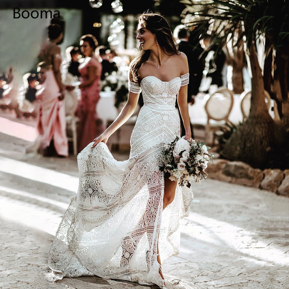 Simple Boho Mermaid Lace Wedding Dresses Ivory Off the Shoulder Trumpet Bohemian Bridal Gowns Long Beach Bride Dresses